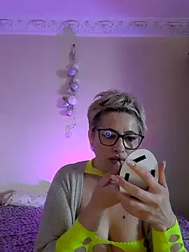 LunaBlaise Adlı Modelin Canlı XXX Sohbeti