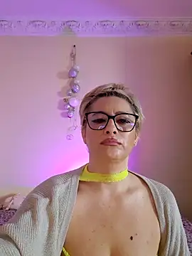 LunaBlaise Webcam show