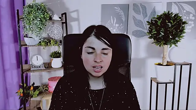 แชท XXX สดของ MartaEdams