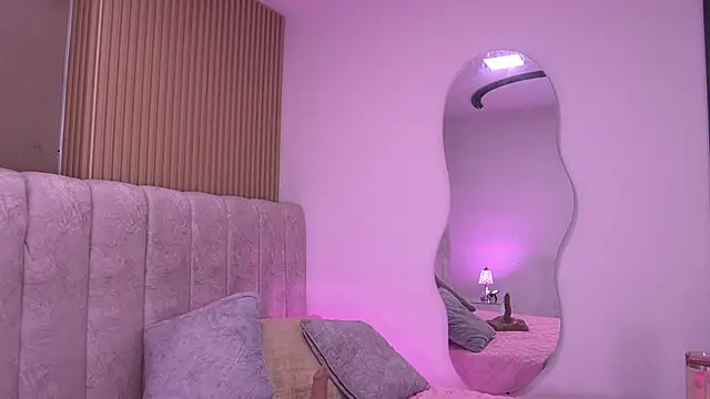 violeta_arocaのウェブカメラショー