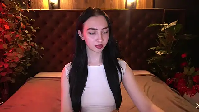 WildKittenX_'s Live XXX Chat