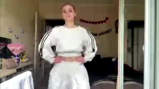 Elle_GrEat live XXX chat