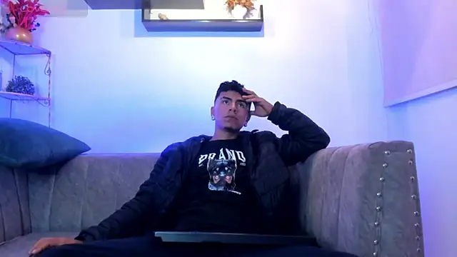 Thiago_teenboy66 Webcam Show