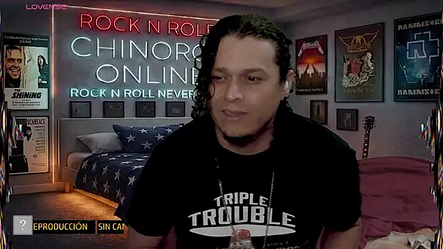 chino_roz: онлайн-секс-чат