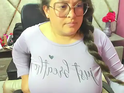 Chat XXX en directo de Sarah_Boobs_