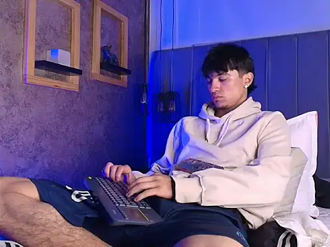 The_BossCrown: вебкам-шоу