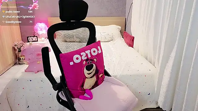 Chat XXX ao vivo de JENNIE-16