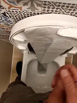 Essie_deLona Show in webcam