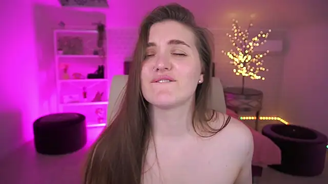 EmmyCharmm's Live XXX Chat