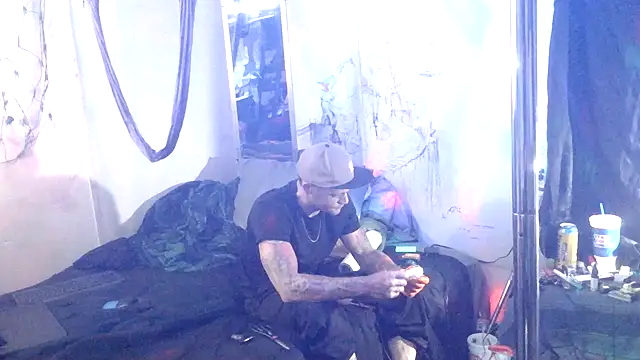 TheOneYouLove69 Show Webcam