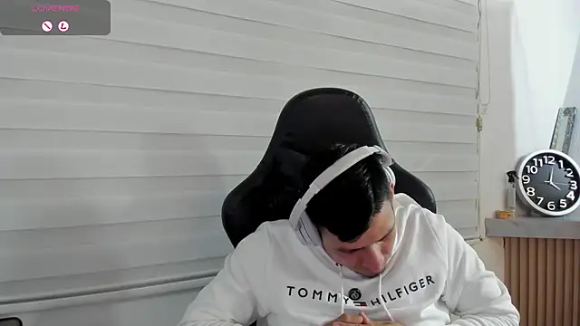 Rick_Adams লাইভ XXX চ্যাট