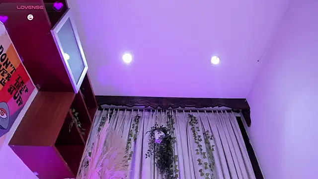 AudreyHayworth Adlı Modelin Web Kamerası Şovu