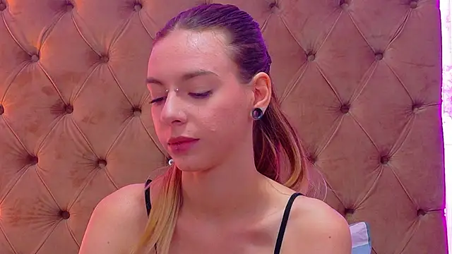 CoraVex Chat XXX live