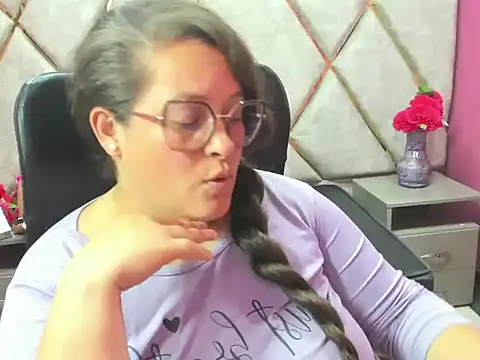 Sarah_Boobs_ 即時 XXX 聊天