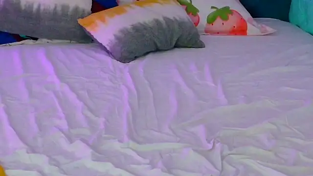 Chat +18 de LexieRosse ao vivo