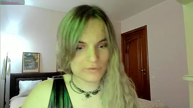 milliKira006n Webbikameraesitys