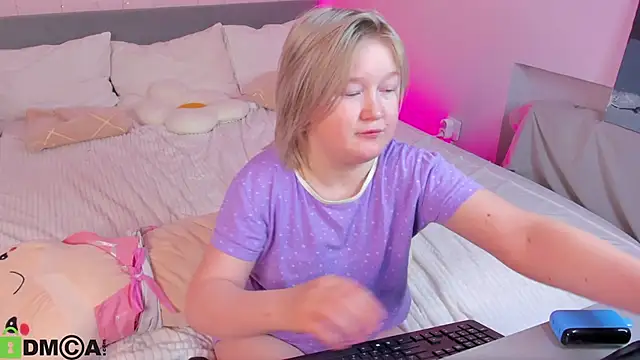 Sara_Robinson's Live XXX Chat