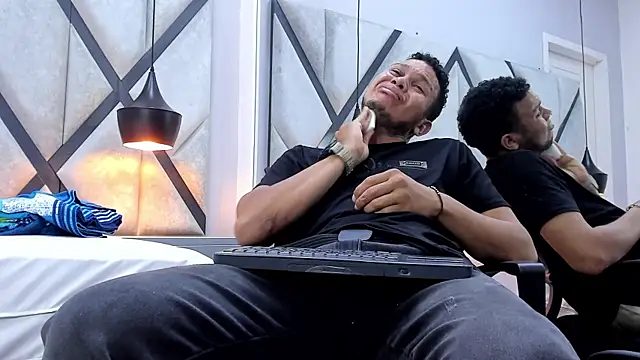 Show webcam de NohaBrooks