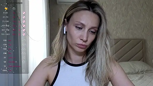 Alice_Wonders' Live XXX Chat