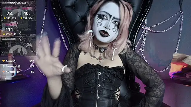 Czat XXX na żywo – Navier__