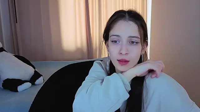 Czat XXX na żywo – Alyssa_Wh1te