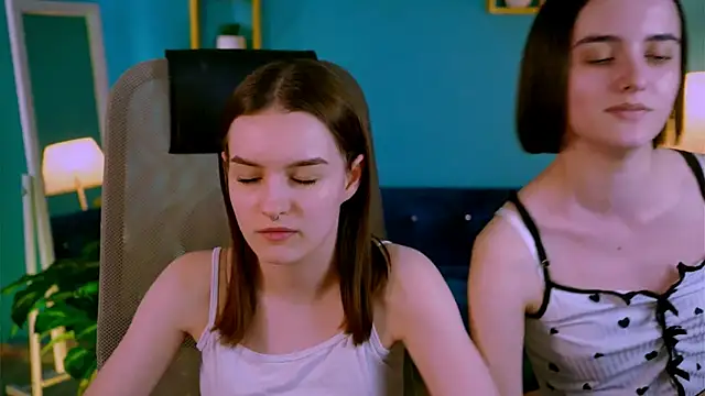 KateWillowsのウェブカメラショー