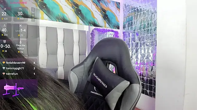 Chat XXX en directo de IsaDiiaz