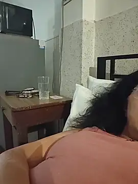 NakedMILFx: απευθείας συνομιλία ΧΧΧ