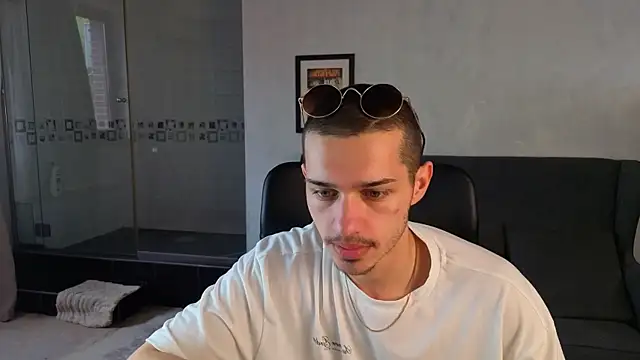 KaydenDrew Adlı Modelin Web Kamerası Şovu