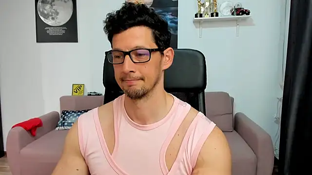 BrutusK08 Pertunjukan Webcam