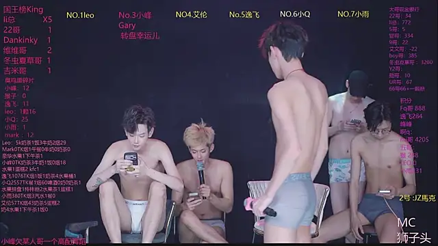 AAA-winner Adlı Modelin Canlı XXX Sohbeti