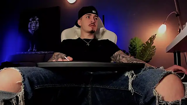 uptomatty Webcam show