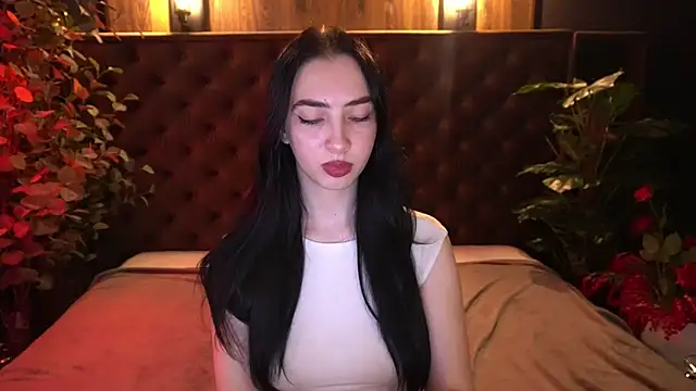 WildKittenX_のライブXXXチャット