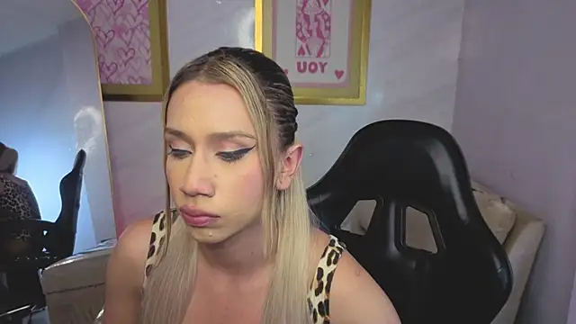 Evy_Luxx_v Obrolan Langsung XXX