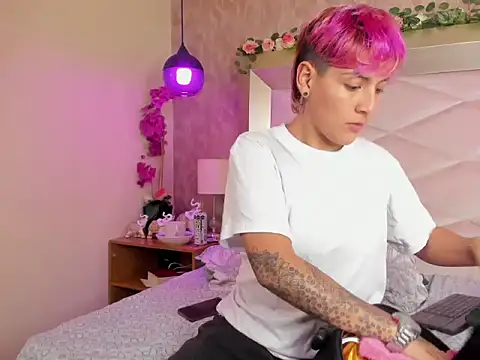 DannyRoudsのライブXXXチャット