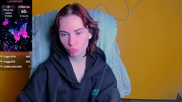 Chatroom XXX en direct de Fiona_Night