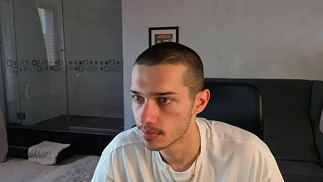 KaydenDrew Chat XXX in diretta