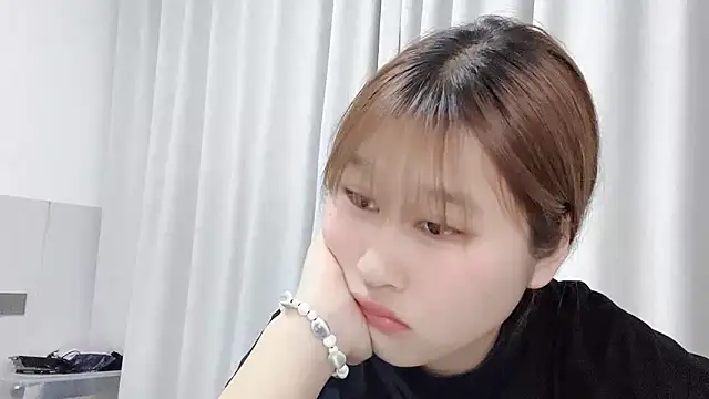 D-DandanのライブXXXチャット