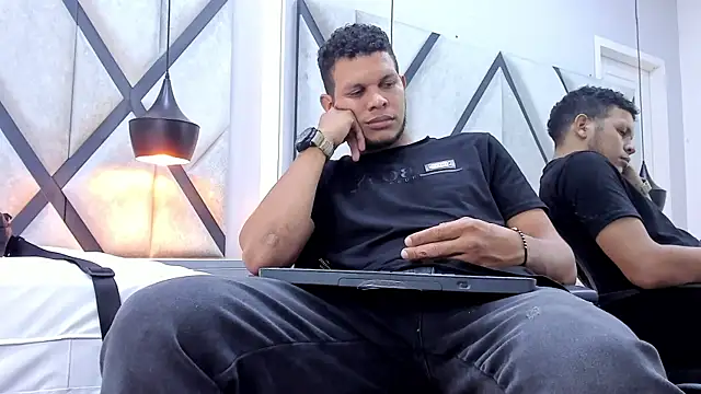 Show Webcam de NohaBrooks