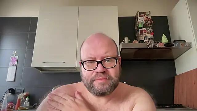 theitalianbear Webcam show