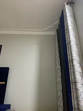 Dellah27 – Naživo XXX chat