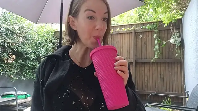 TopsyWilde – webcam-show