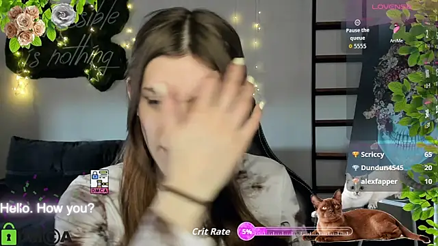 CherryBloom777 即時 XXX 聊天