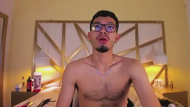 Jaxon_Carter লাইভ XXX চ্যাট