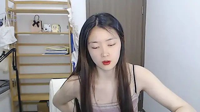 Mimi-cnbaby Chat XXX in diretta