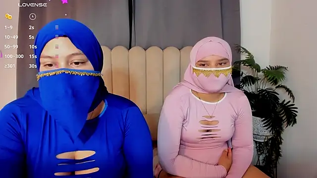 aziza_dalila02のライブXXXチャット