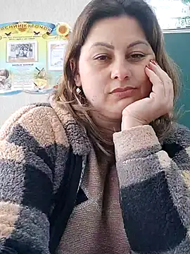 Pokazy przed seks kamerką na żywo – Soli9999