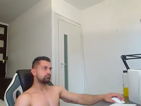 BryceReign 现场XXX聊天