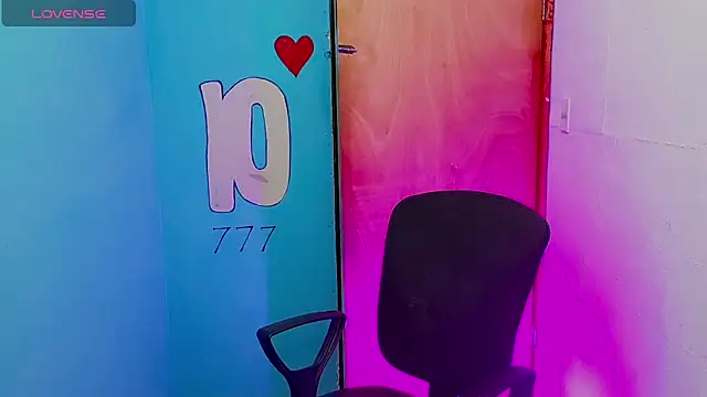 tanjiro_cute's Live XXX Chat