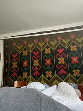 Frosl: απευθείας συνομιλία ΧΧΧ